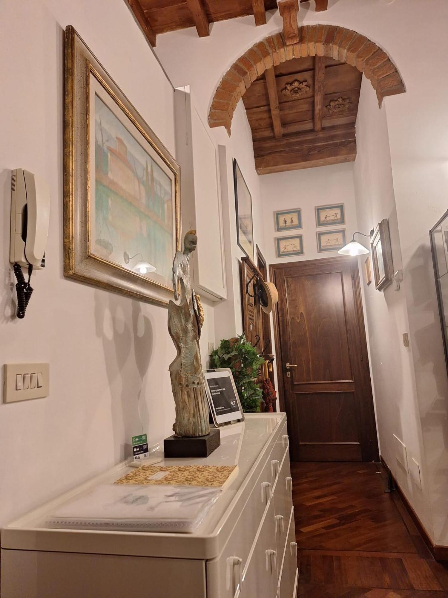 Luxury Central Flat River View Apartment Florence Exterior photo